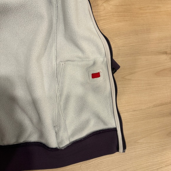 Oakley performance Hoodie Jacket Full Zip Women’s Size M Purple Over Easy DWR - Picture 6 of 9